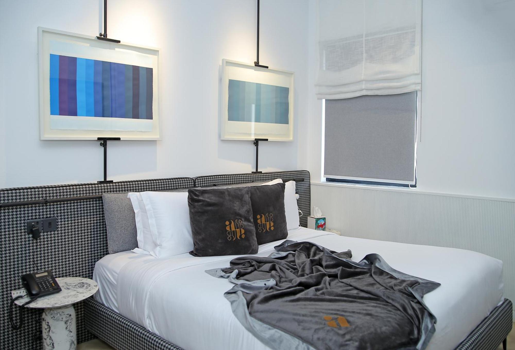 Ambiance Boutique Art Hotel Lahore Rom bilde A bedroom at the Standard East Village